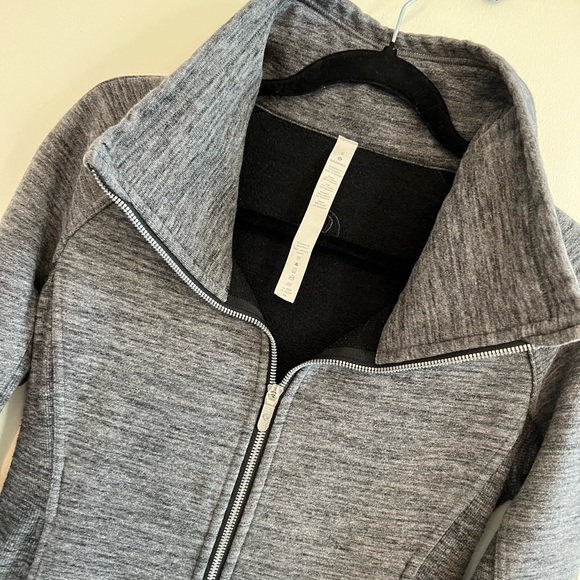 Lululemon Althetica Scuba Full Zip Sweatshirt Charcoal Grey - Picture 3 of 3